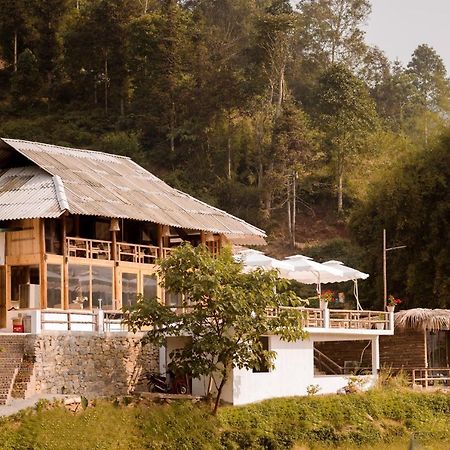Le Chalet Homestay Bac Ha  Buitenkant foto
